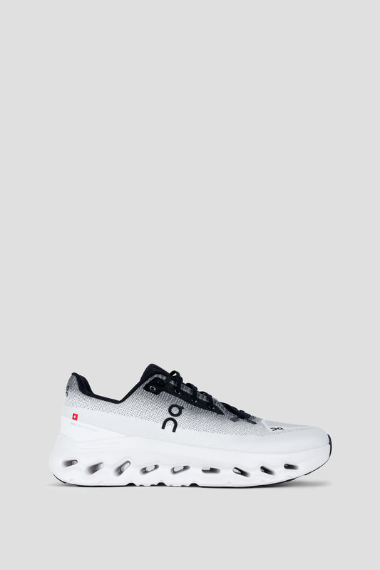 ON FOOTWEAR CLOUDTILT BLACK IVORY