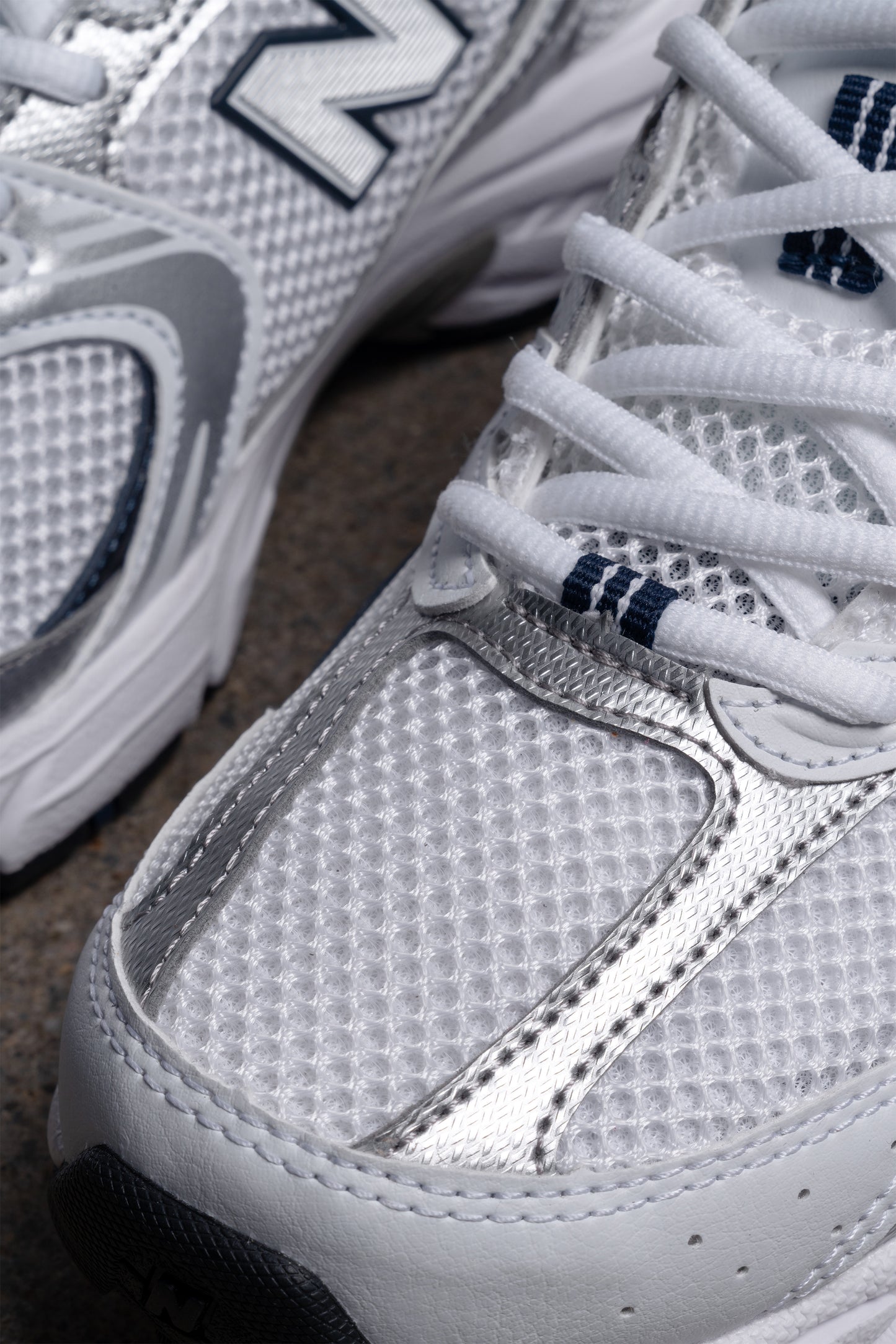 NEW BALANCE 530 WHITE INDIGO