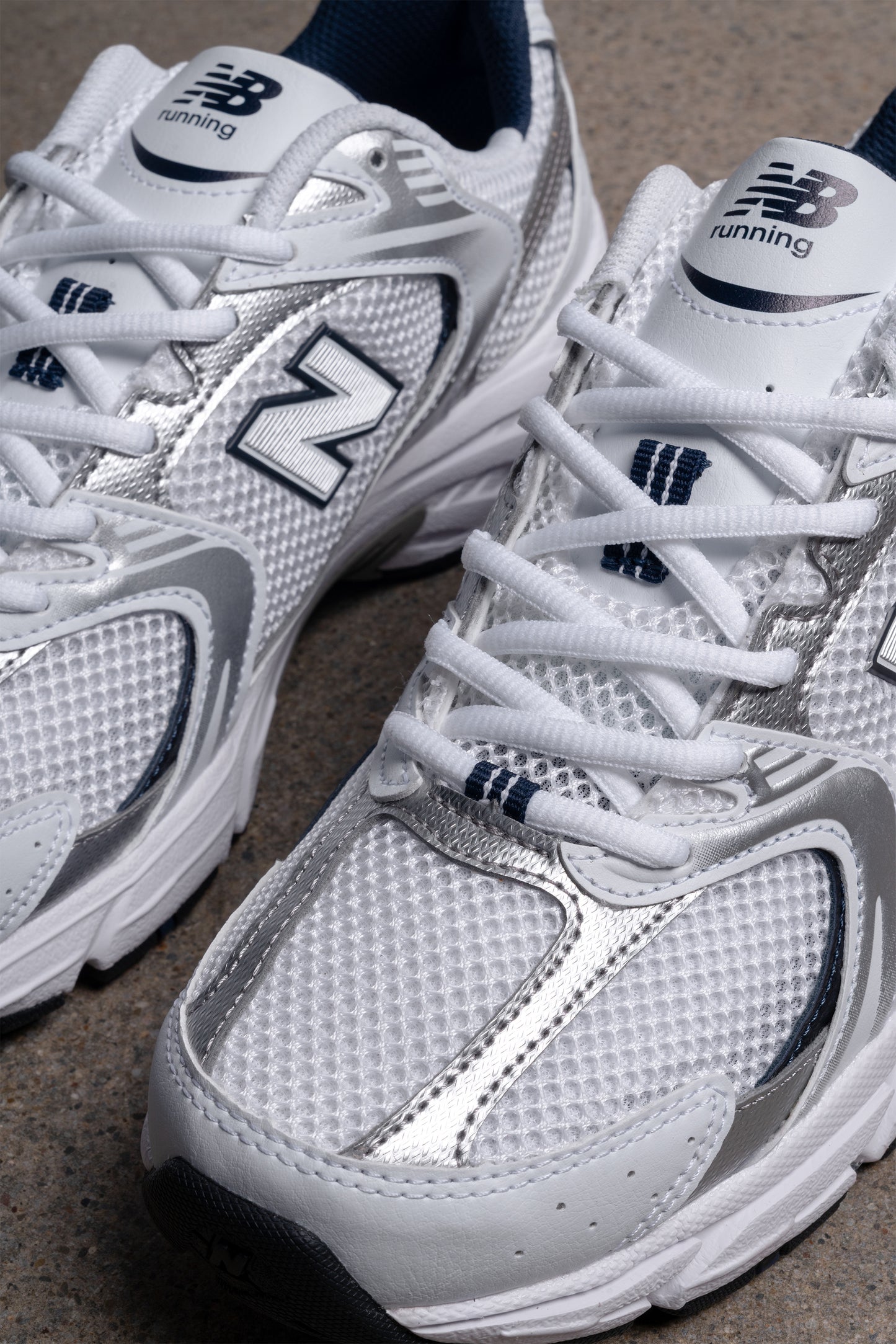 NEW BALANCE 530 WHITE INDIGO