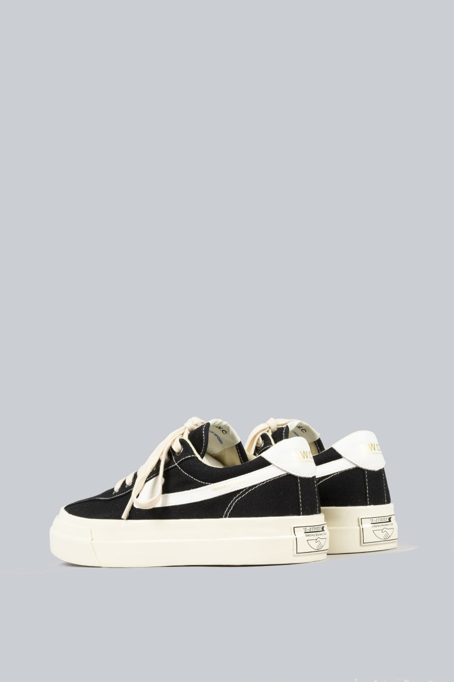 STEPNEY WORKERS CLUB DELLOW S-STRIKE SUEDE BLACK WHITE