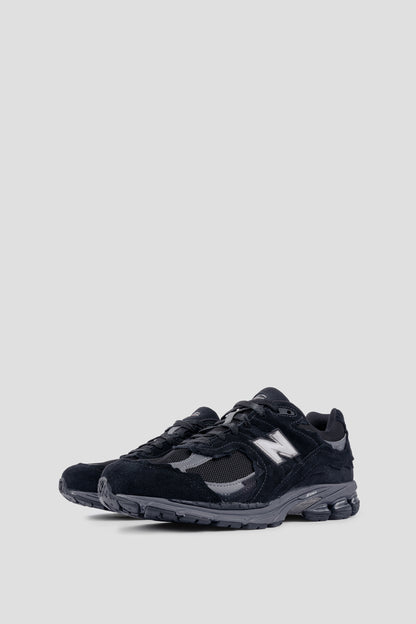 NEW BALANCE 2002 DX REFINED FUTURE GORE-TEX BLACK GREY