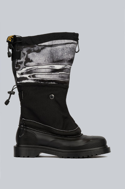 DR. MARTENS 1460 SUB BOOT BLACK WHITE
